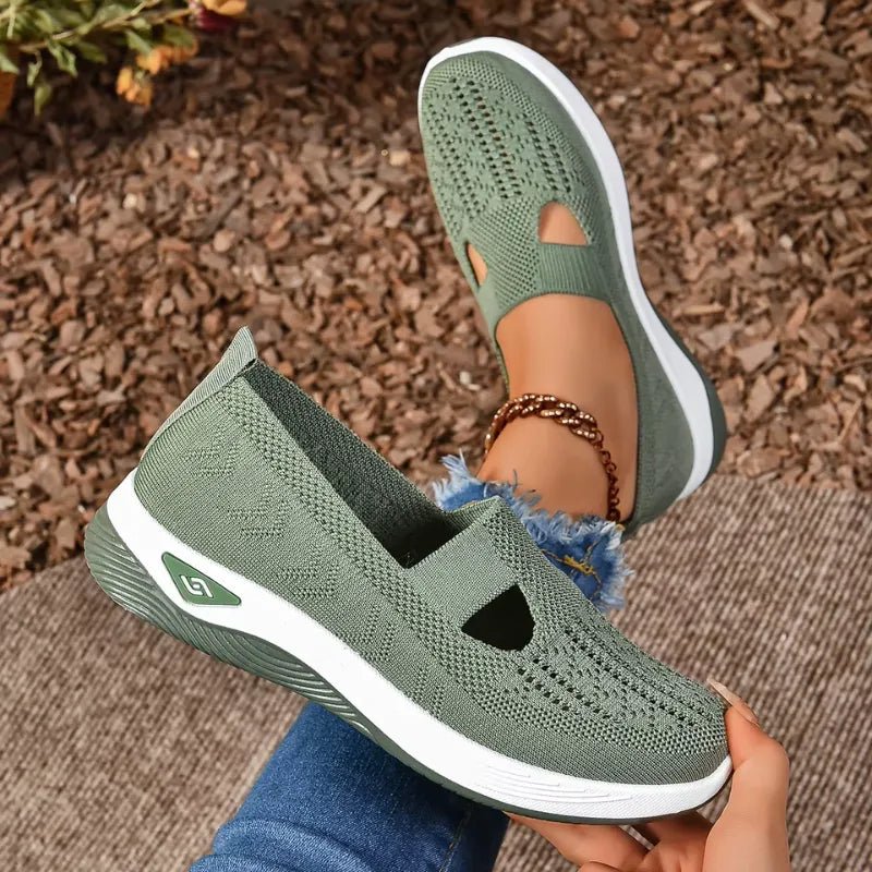 Akira | Orthopedic Comfort Sneakers - Ciara & Fiona