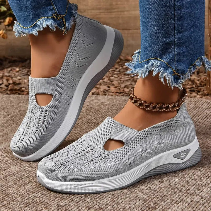 Akira | Orthopedic Comfort Sneakers - Ciara & Fiona