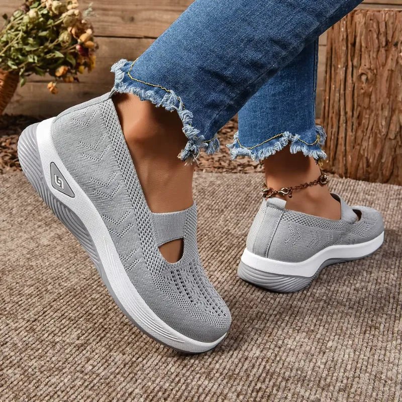 Akira | Orthopedic Comfort Sneakers - Ciara & Fiona