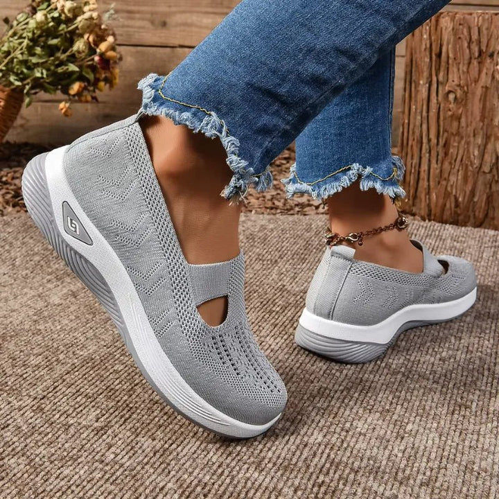 Akira | Orthopedic Comfort Sneakers - Ciara & Fiona