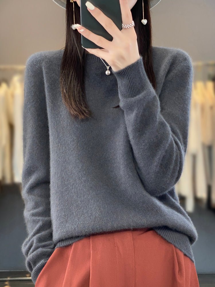 Anette | Warmer Pullover for Cold Days - Ciara & Fiona