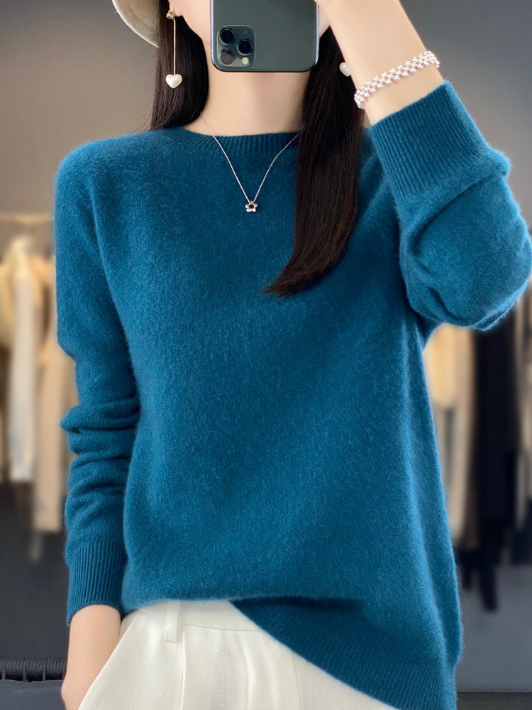 Anette | Warmer Pullover for Cold Days - Ciara & Fiona
