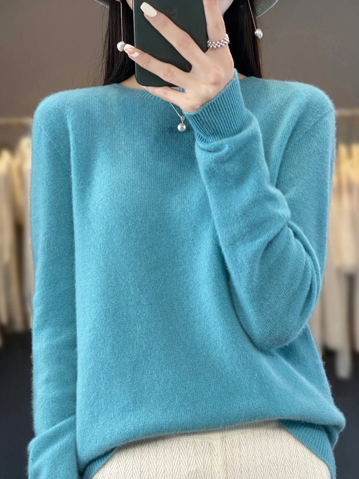 Anette | Warmer Pullover for Cold Days - Ciara & Fiona