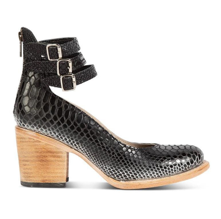 Ava | Vintage Pumps - Ciara & Fiona