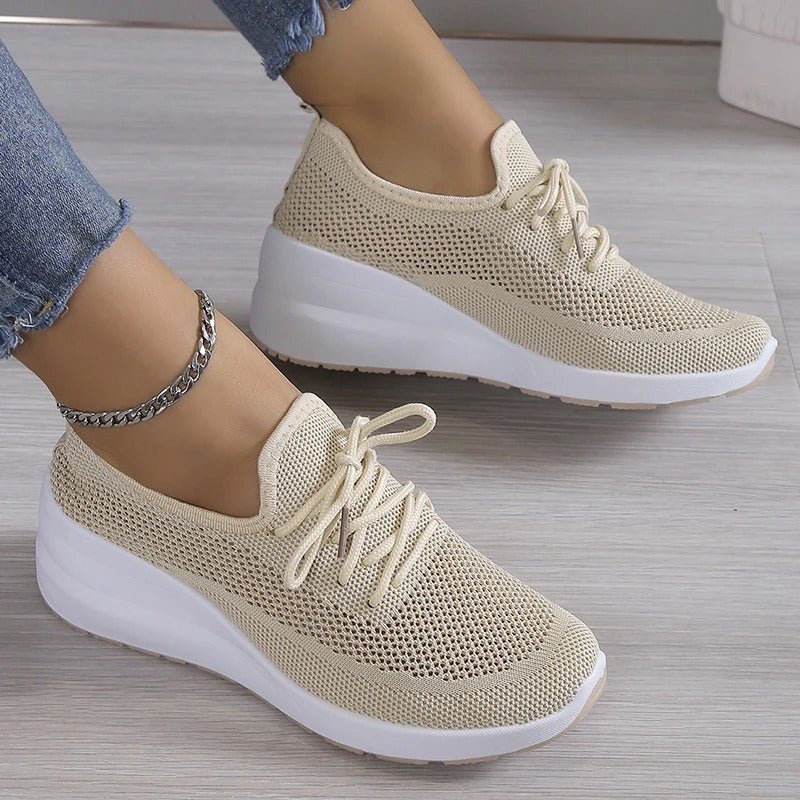 Caitlin | Orthopaedic shoes for women - Ciara & Fiona