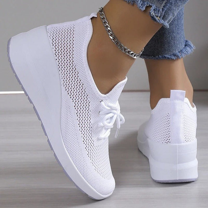 Caitlin | Orthopaedic shoes for women - Ciara & Fiona