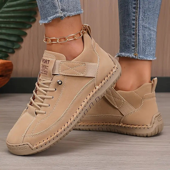 Claudie | Comfortable Orthopedic Sneakers - Ciara & Fiona