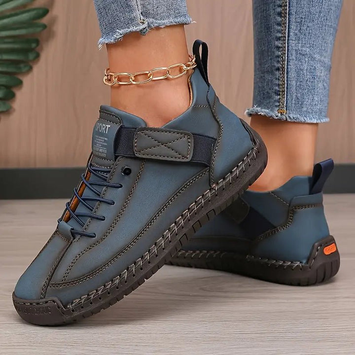 Claudie | Comfortable Orthopedic Sneakers - Ciara & Fiona