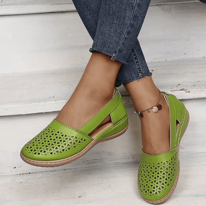 Corinne | Orthopedic Shoes - Ciara & Fiona
