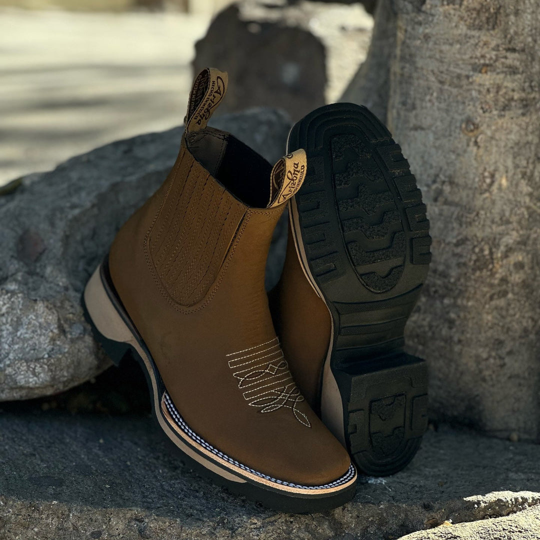 Dallas | Unisex Cowboy Boots - Ciara & Fiona