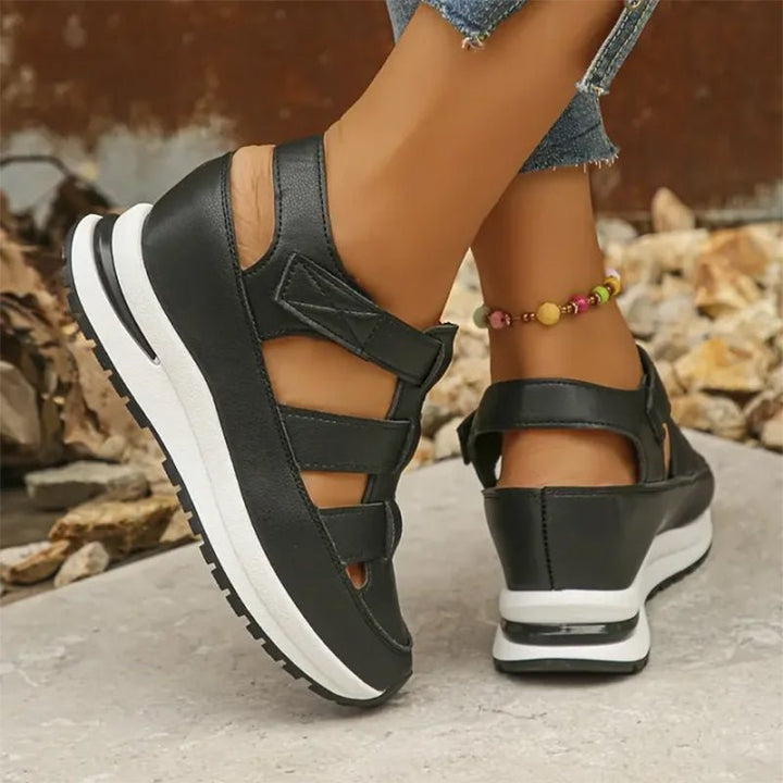 Darlene | Comfortable Sandals - Ciara & Fiona