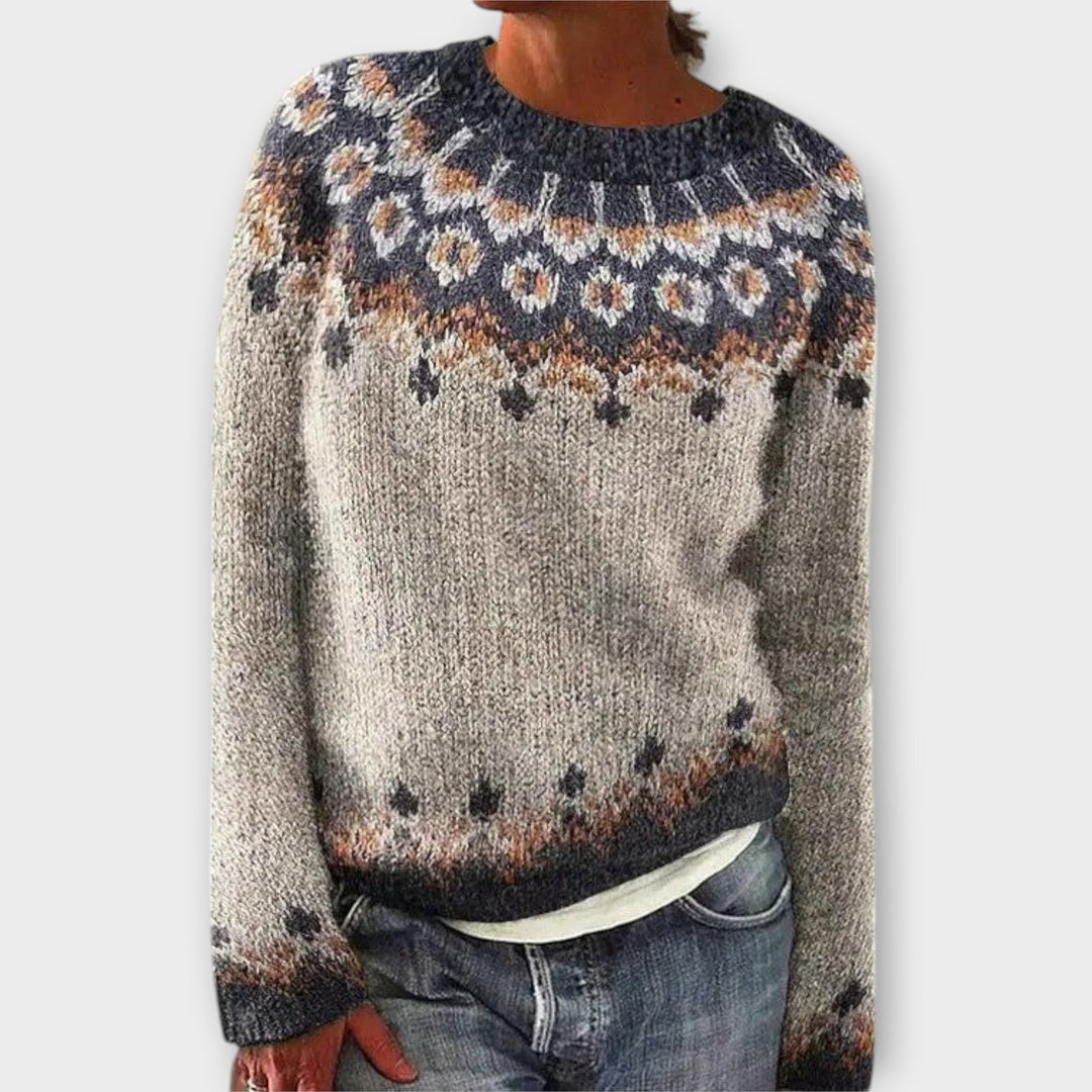 Devyn - Relaxed & Comfortable Sweater - Ciara & Fiona