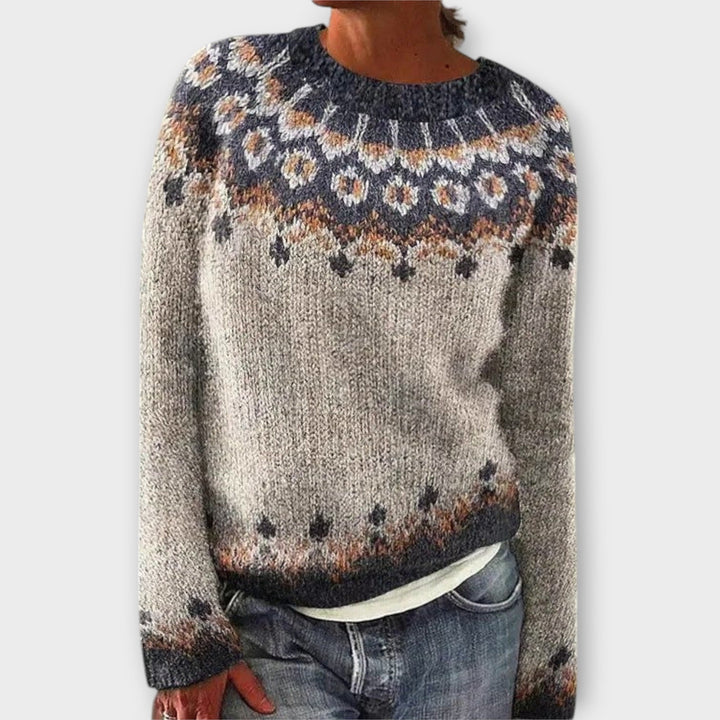 Devyn - Relaxed & Comfortable Sweater - Ciara & Fiona