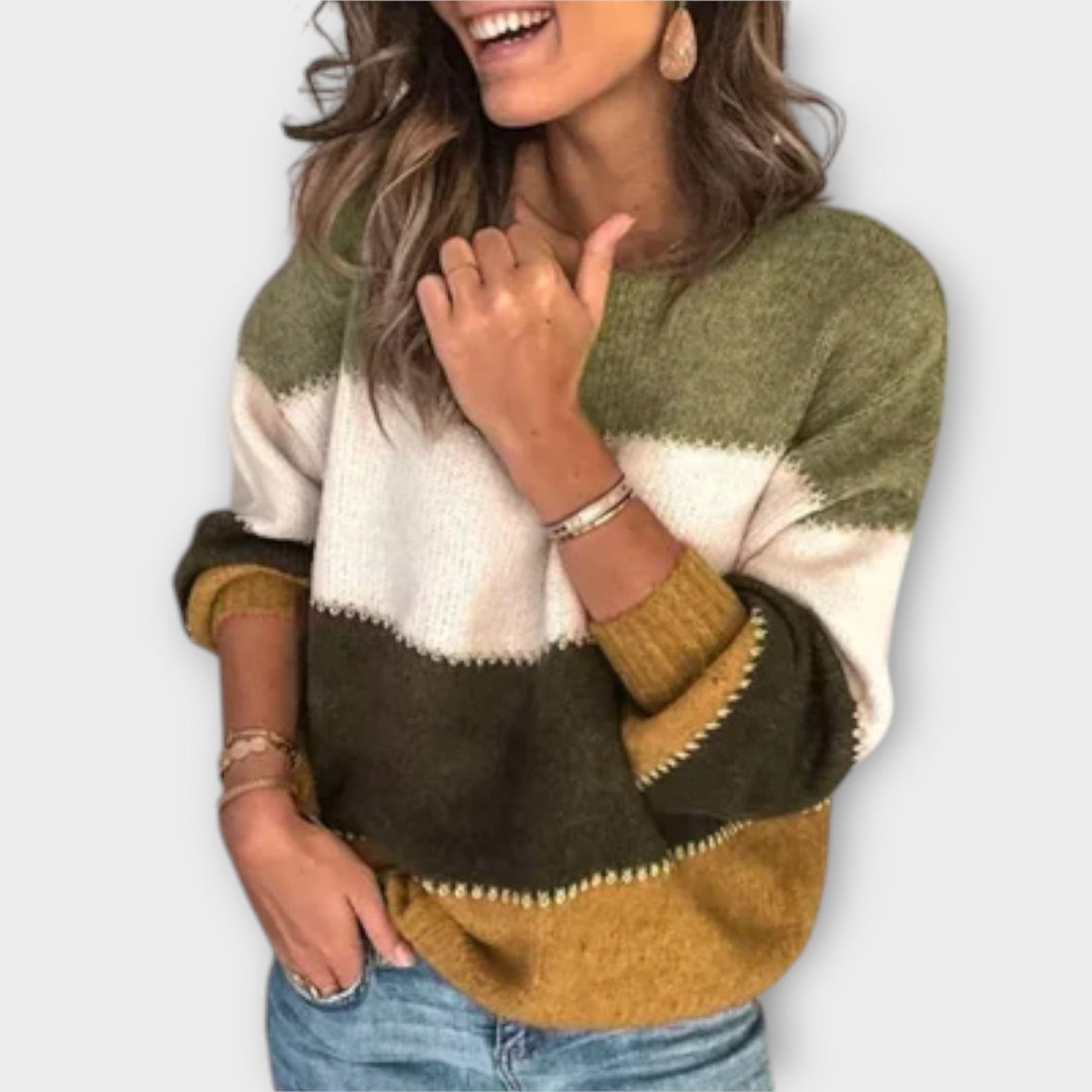 Elisa - Relaxed & Comfy Sweater - Ciara & Fiona
