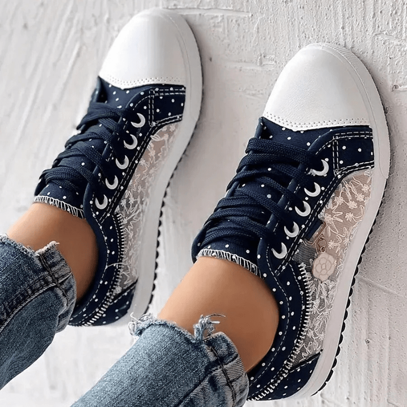 Eve | Comfortable Orthopedic Sneakers - Ciara & Fiona