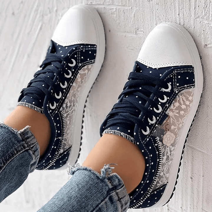 Eve | Comfortable Orthopedic Sneakers - Ciara & Fiona