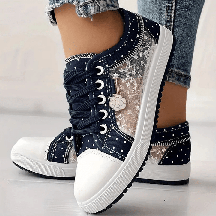 Eve | Comfortable Orthopedic Sneakers - Ciara & Fiona
