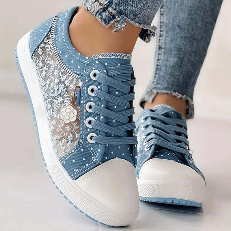 Eve | Comfortable Orthopedic Sneakers - Ciara & Fiona