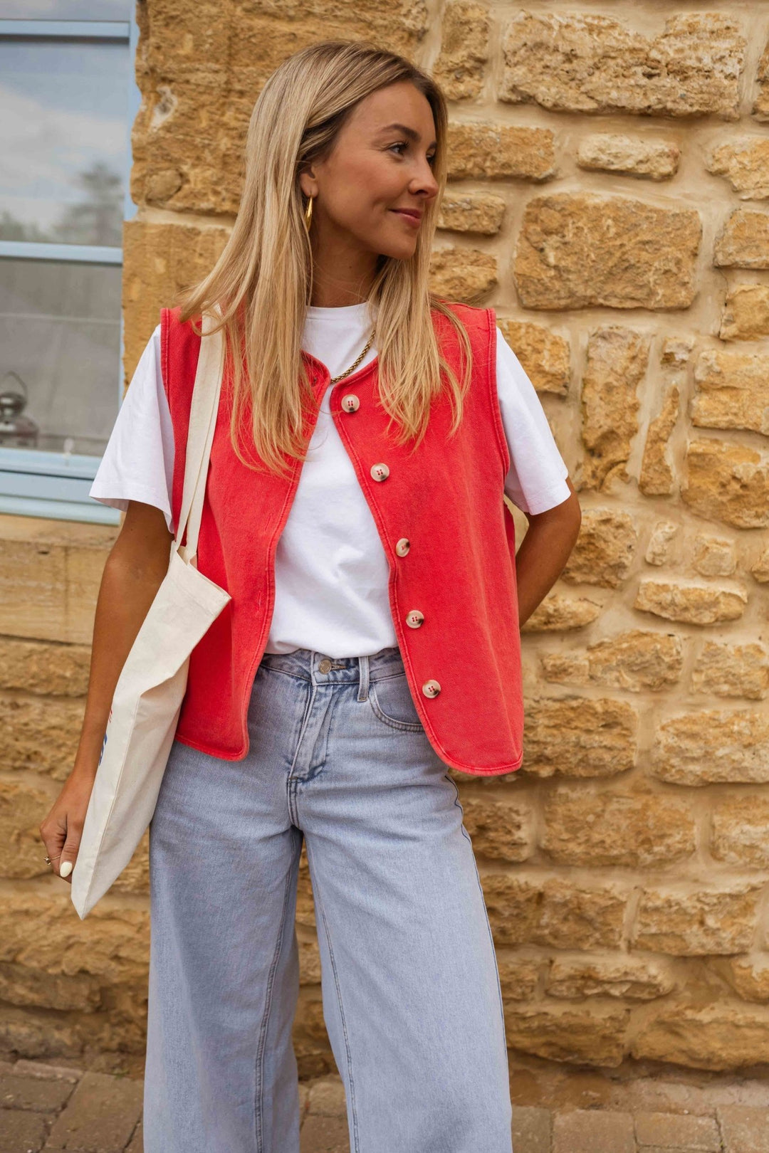 Leonide | The Summer Vest - Ciara & Fiona