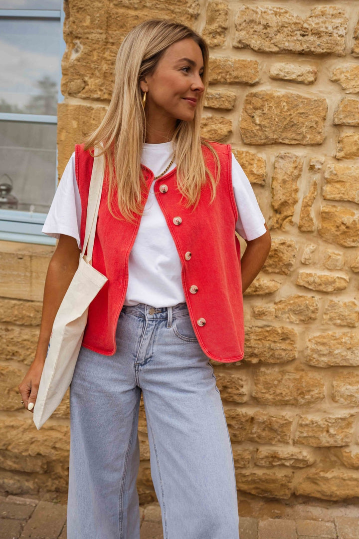 Leonide | The Summer Vest - Ciara & Fiona