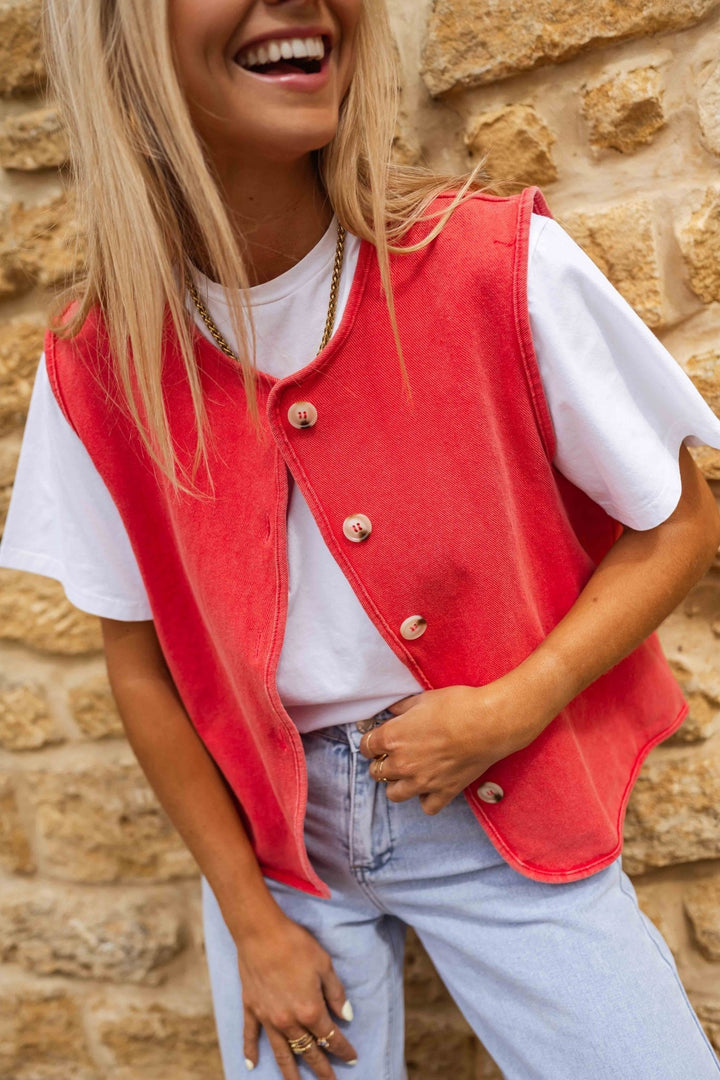 Leonide | The Summer Vest - Ciara & Fiona