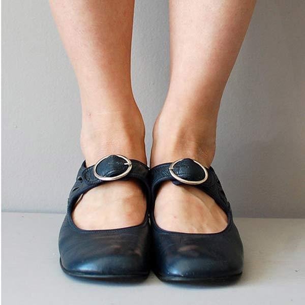 Lori | Classic leather sandals with heel - Ciara & Fiona