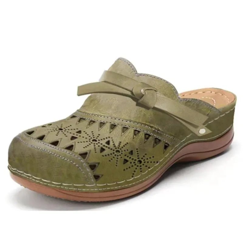 Lya | Comfortable Everyday Clogs - Ciara & Fiona