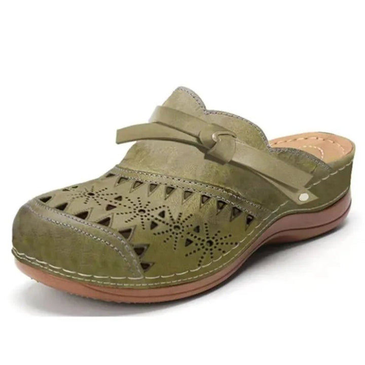 Lya | Comfortable Everyday Clogs - Ciara & Fiona