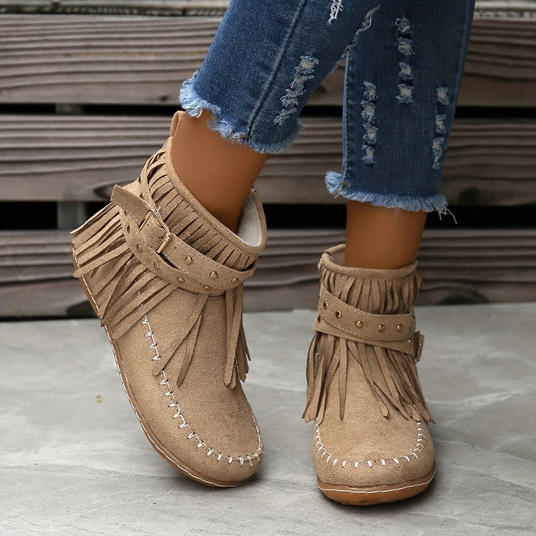Meline | Stylish Boots - Ciara & Fiona