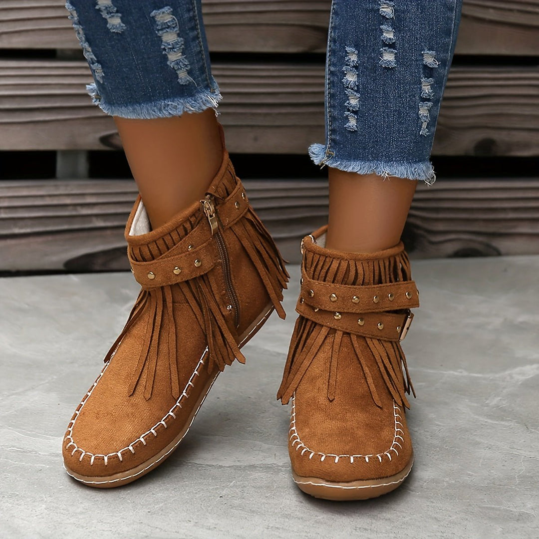 Meline | Stylish Boots - Ciara & Fiona