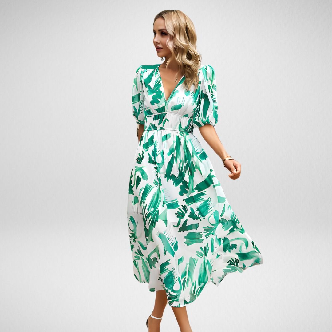 Meredith | Charming V - neck dress - Ciara & Fiona