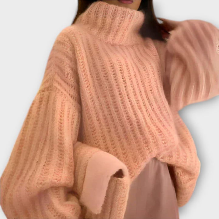 Paulina - Cozy Long Sleeve Women's Hoodie - Ciara & Fiona