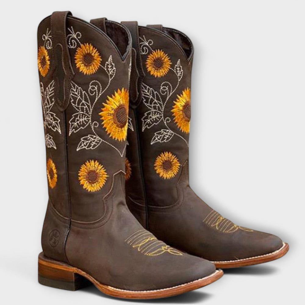 SUNHAVEN BOOTS | Bold Elegance - Ciara & Fiona