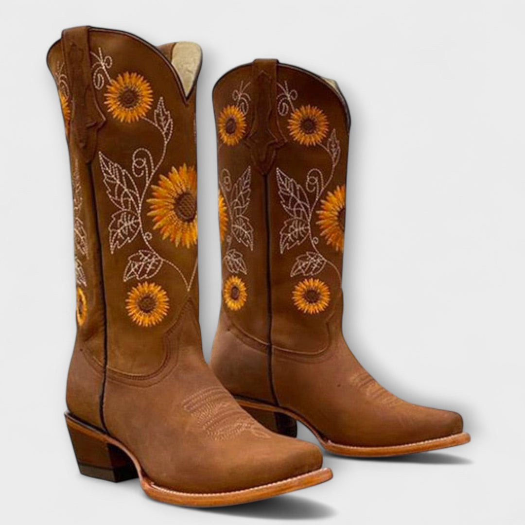 SUNHAVEN BOOTS | Bold Elegance - Ciara & Fiona