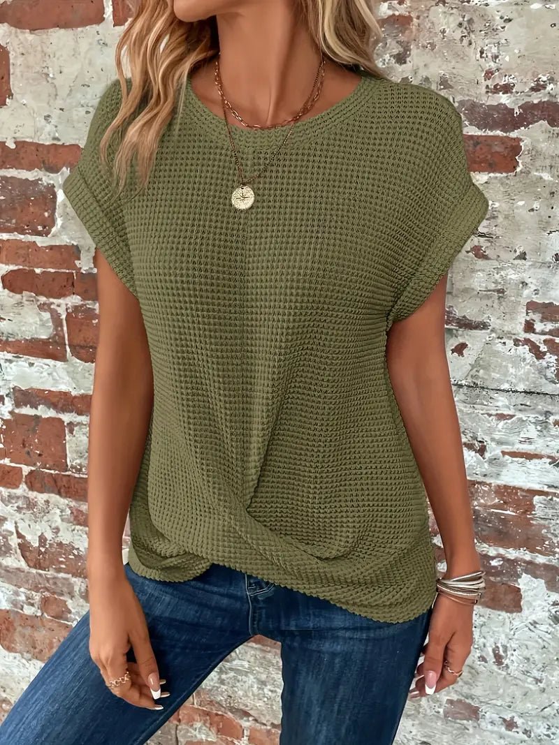Vandelia | Casual T-Shirt - Ciara & Fiona