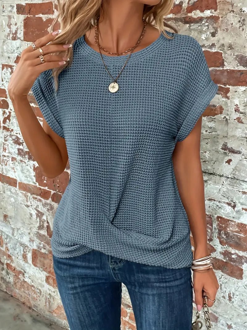 Vandelia | Casual T-Shirt - Ciara & Fiona