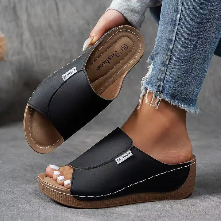 Yassira | Orthopedic Pain Relief Sandals - Ciara & Fiona