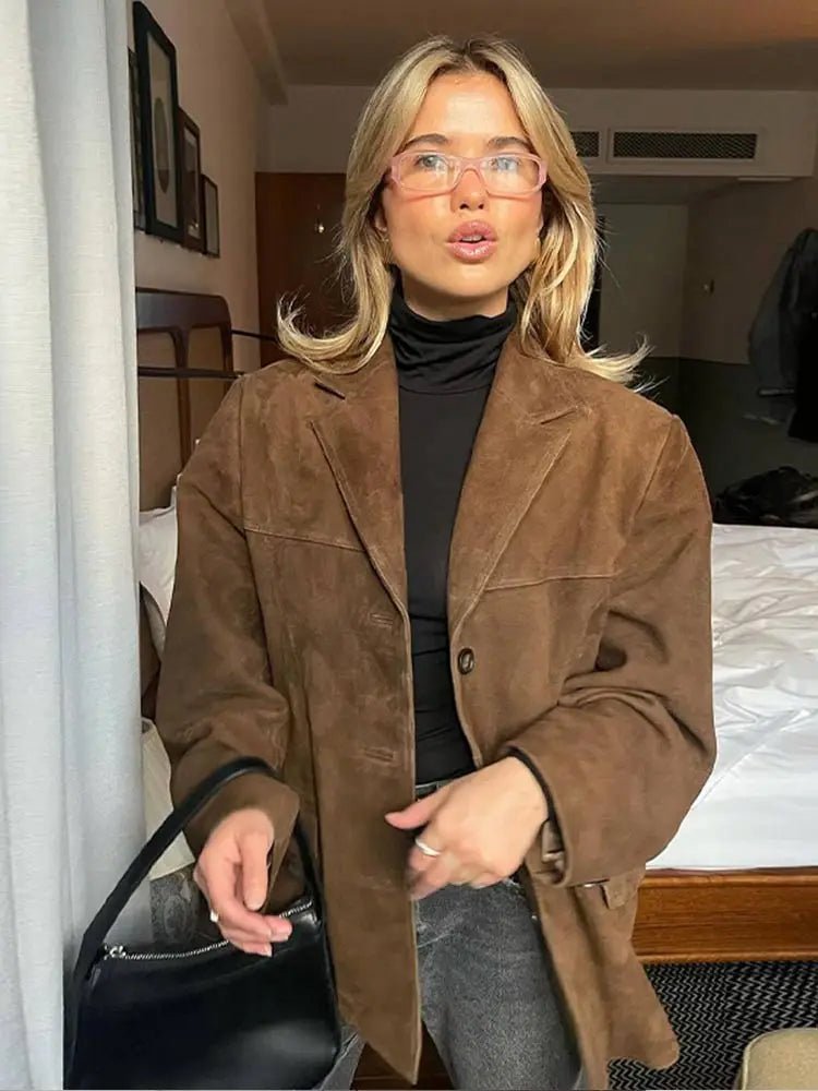 Zarina | Elegant Autumn Jacket - Ciara & Fiona